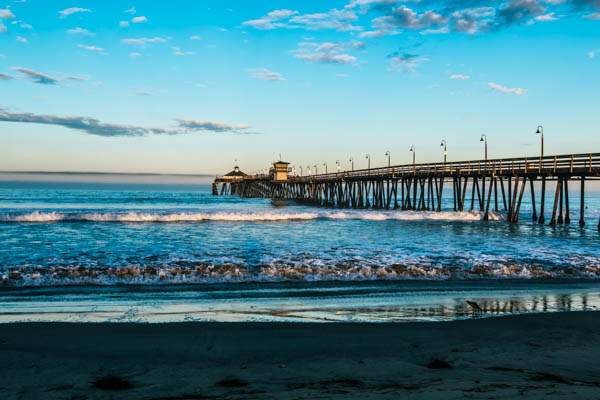 Blick vom Strand auf den Pier am Imperial Beach in San Diego