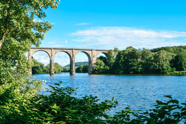 Ruhr Viadukt über die Ruhr