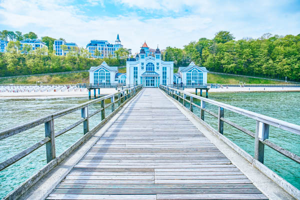 Seebrücke und Pier in Sellin auf Rügen