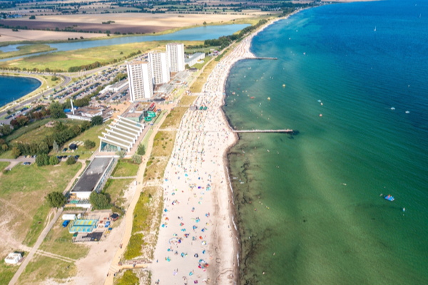 Blick über den Südstrand auf Fehmarn